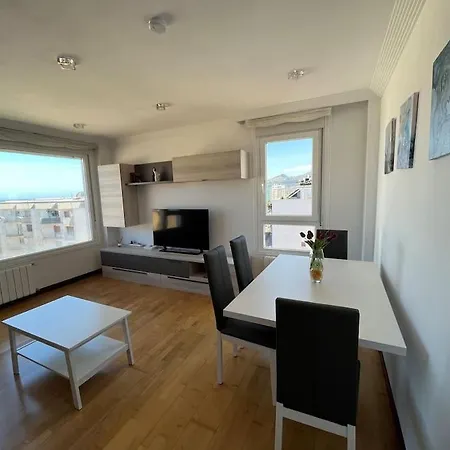 Апартаменты La Salve - Monabri Ларедо